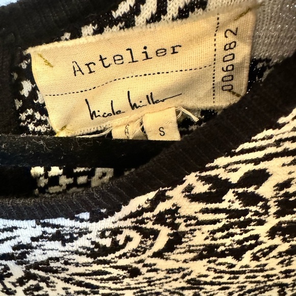 Nicole Miller Atelier Sweater Dress - Picture 4 of 4